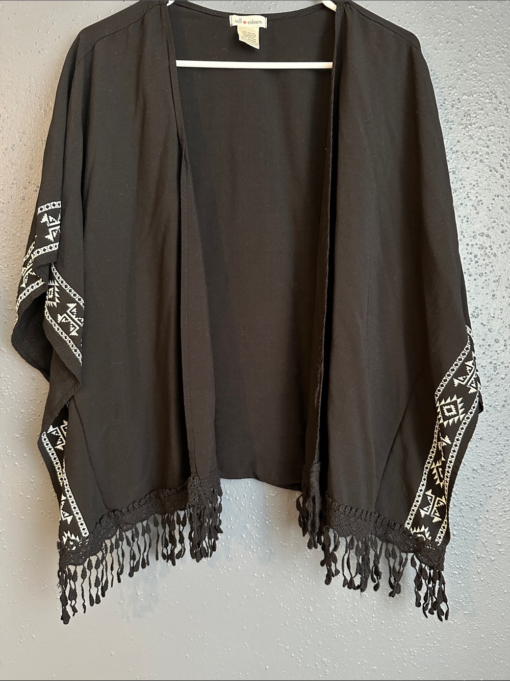 Women’s Black Open-Front Fringe Kimono with White Embroidered Trim size XL